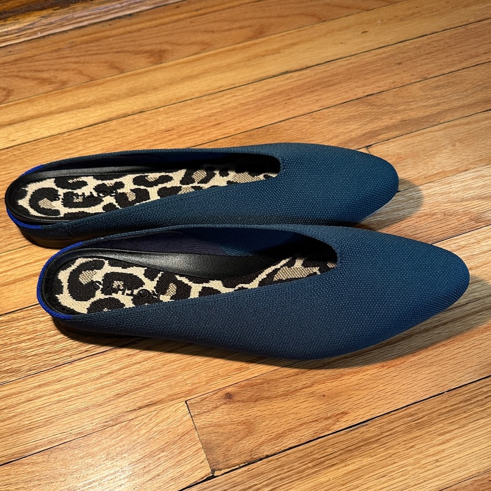 Brand New Rothy’s Emerald Green Slip On Flats